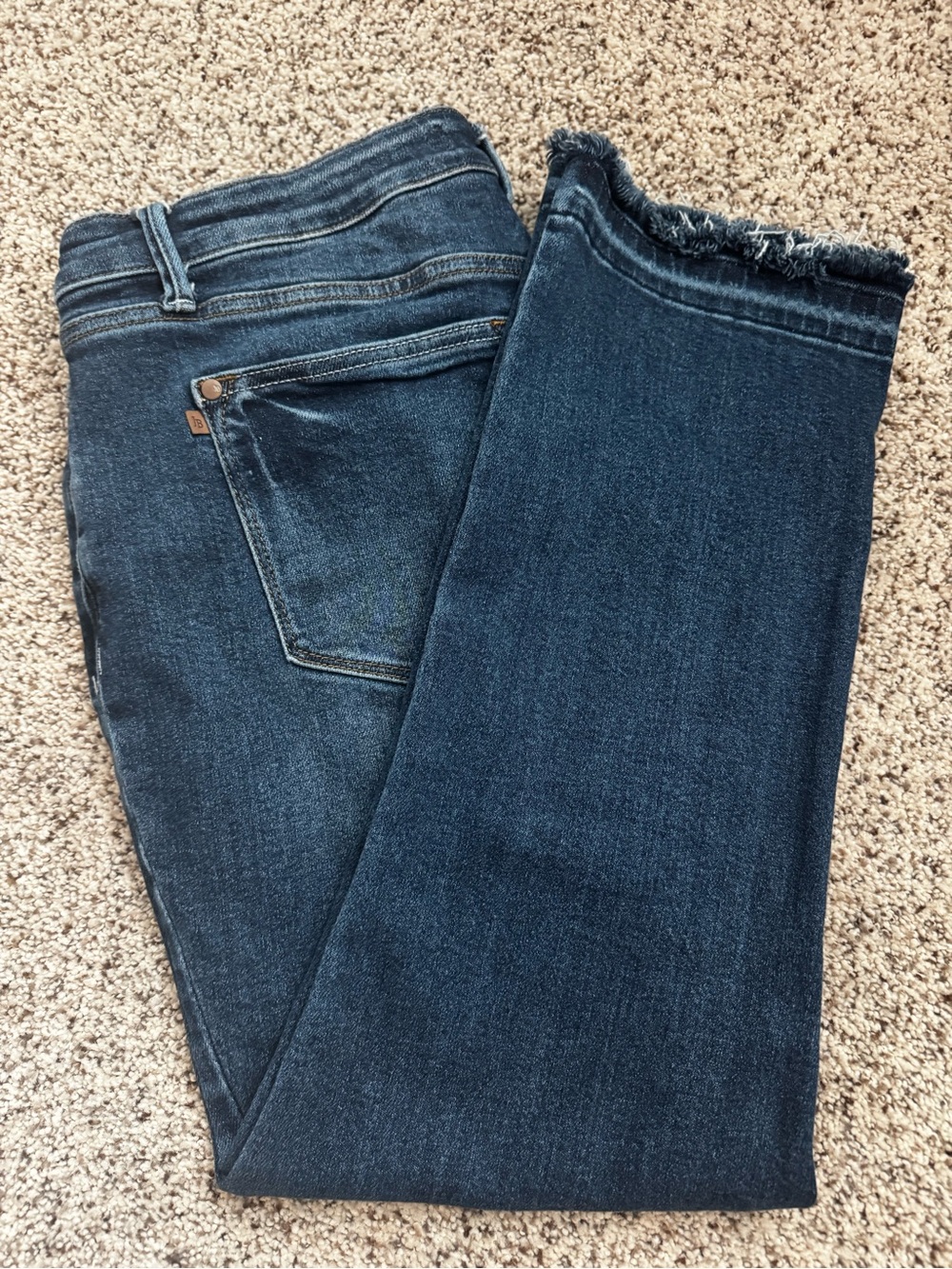 Judy Blue Kick Flare Women’s Dark Blue Frayed Hem Jeans